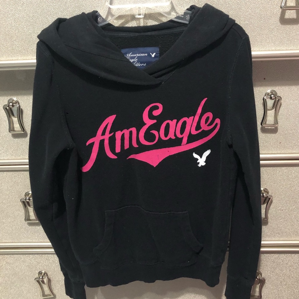 American Eagle Black and Pink Hoodie